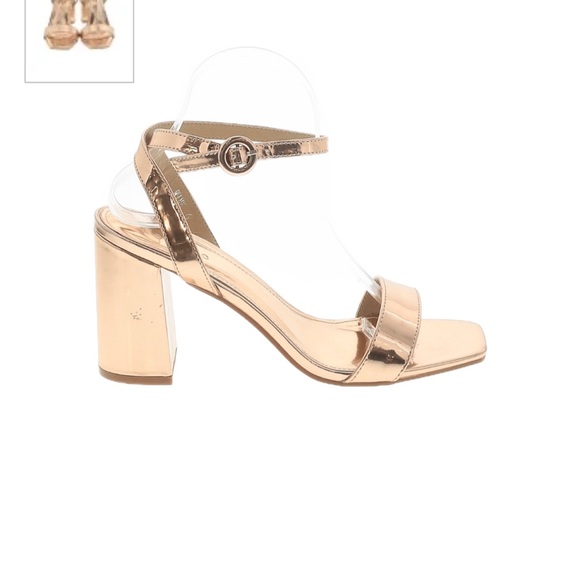 Be Mine block heel gold heels - Picture 2 of 7